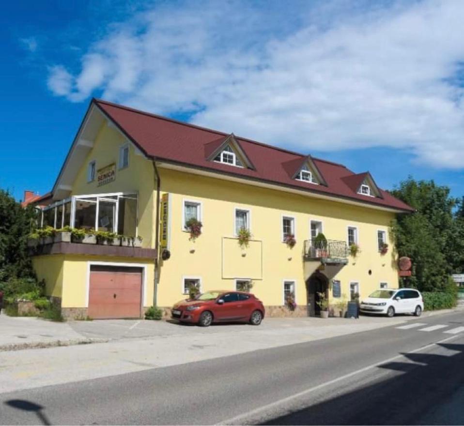Hotel Gostisce Senica Senovo Exterior foto